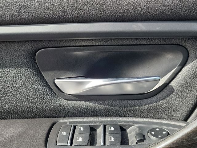 2017 BMW 3 Series 320i