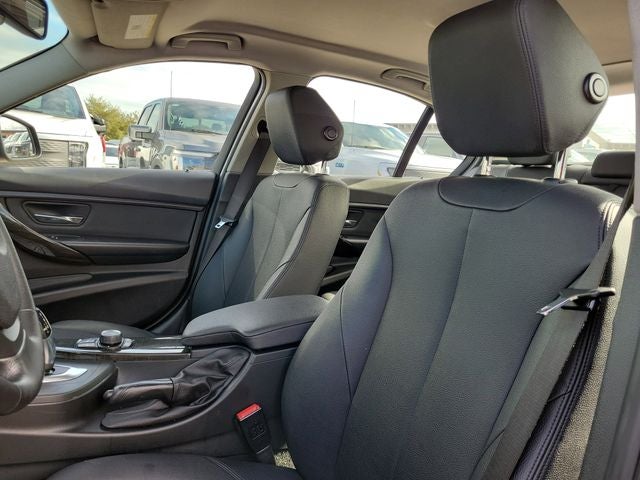 2017 BMW 3 Series 320i