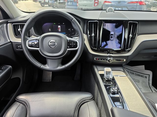 2022 Volvo XC60 B6 Inscription
