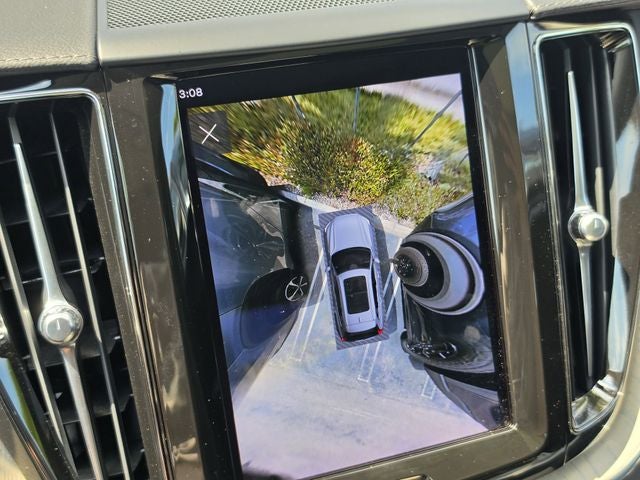 2022 Volvo XC60 B6 Inscription