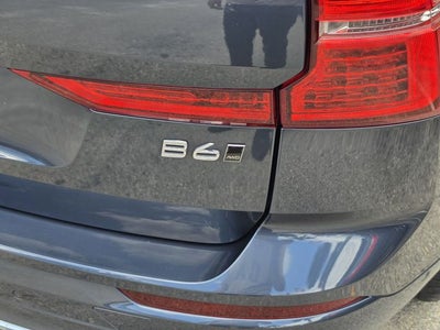 2022 Volvo XC60 B6 Inscription