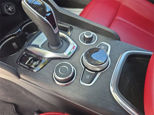 2020 Alfa Romeo Giulia Base