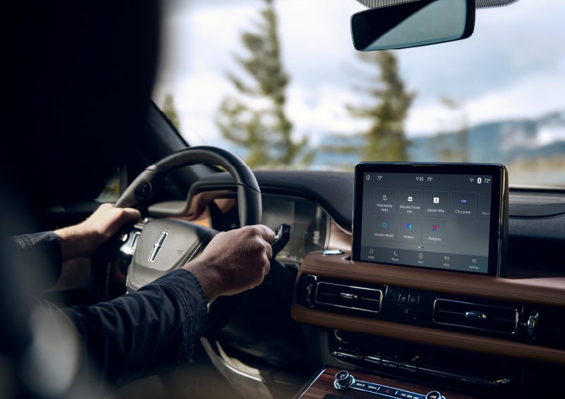 The center touch screen in a 2024 Lincoln Aviator® SUV is shown | Doral Lincoln in Doral FL