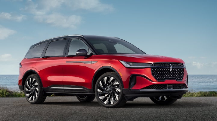 A 2025 Lincoln Nautilus® Reserve model is shown with the stylish available Jet Appearance Package. | Doral Lincoln in Doral FL